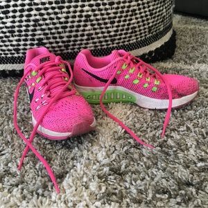 Nike Zoom Structure 19 size 7